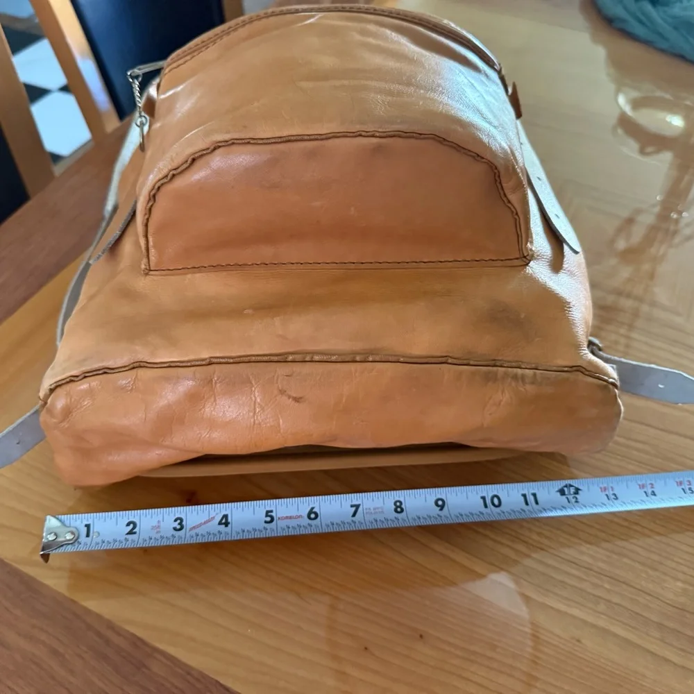 Chic Tan Leather Backpack for Women - Picture 4 of 9